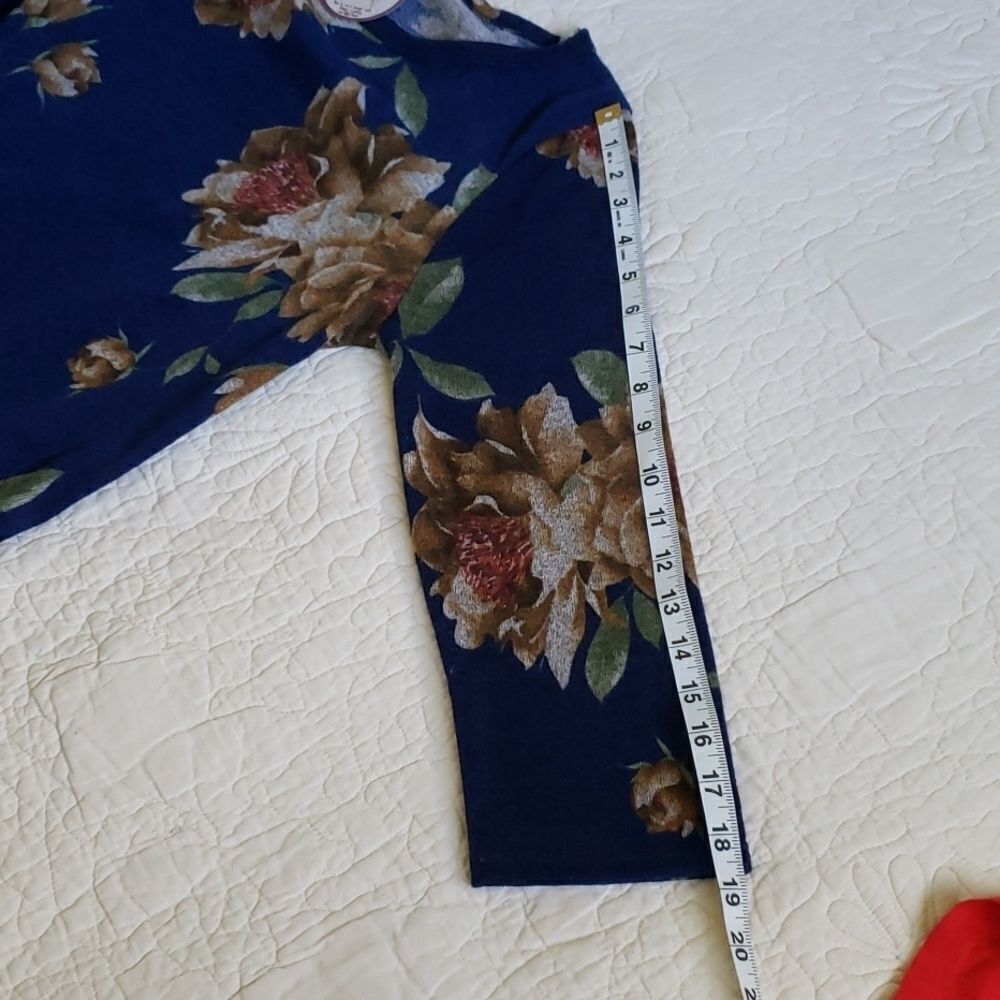 MTS FLORAL DRESS  - Picture 10 of 11